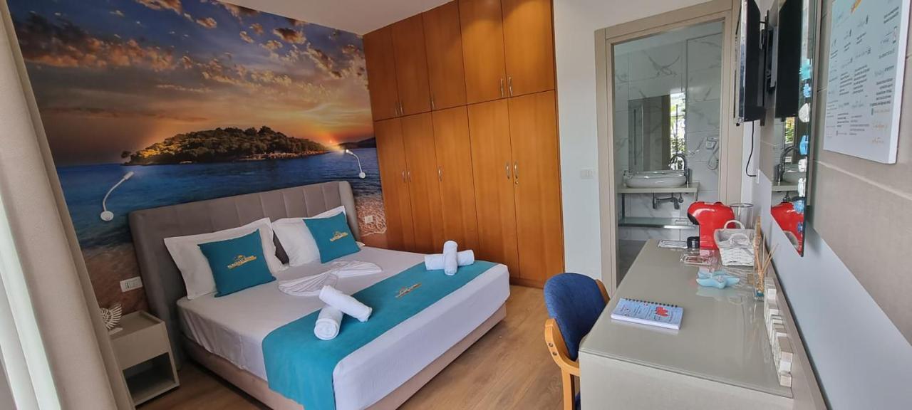 Suncoast Rooms Port Side Sarandë Exterior foto